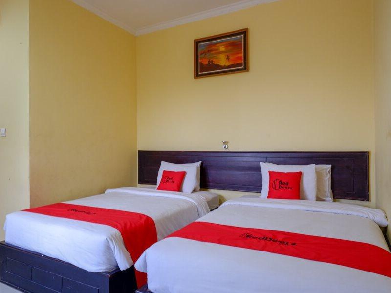 Hotel Reddoorz Near Citraland Waterpark Kendari Lepoleop Zewnętrze zdjęcie