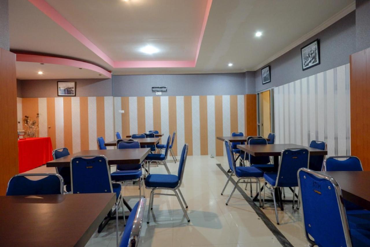 Hotel Reddoorz Near Citraland Waterpark Kendari Lepoleop Zewnętrze zdjęcie