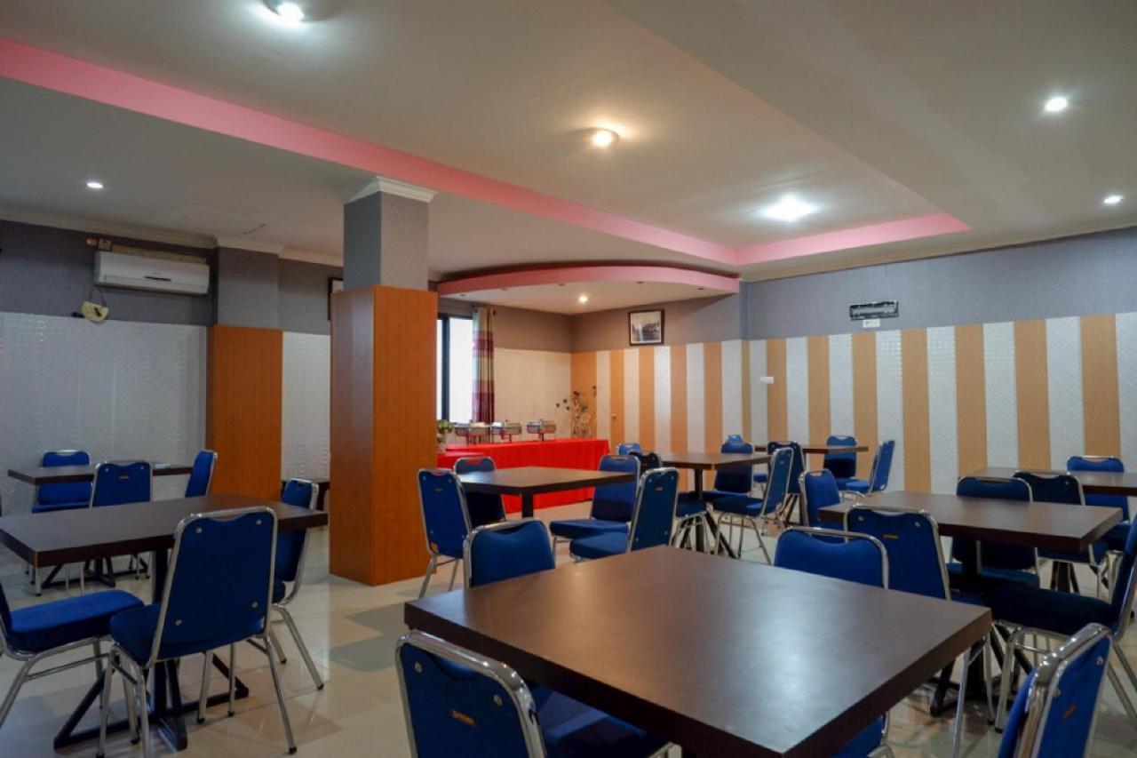 Hotel Reddoorz Near Citraland Waterpark Kendari Lepoleop Zewnętrze zdjęcie