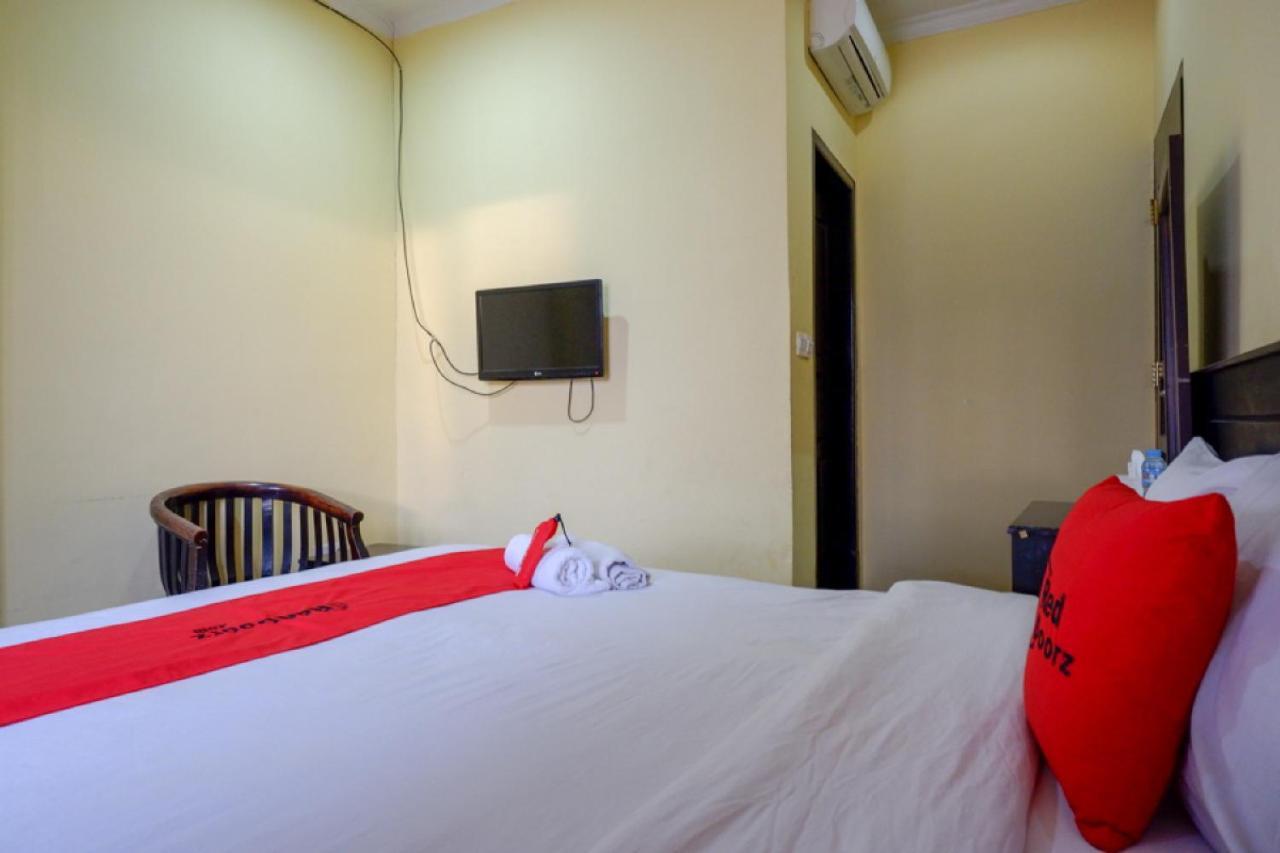 Hotel Reddoorz Near Citraland Waterpark Kendari Lepoleop Zewnętrze zdjęcie