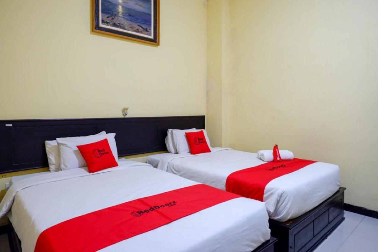 Hotel Reddoorz Near Citraland Waterpark Kendari Lepoleop Zewnętrze zdjęcie
