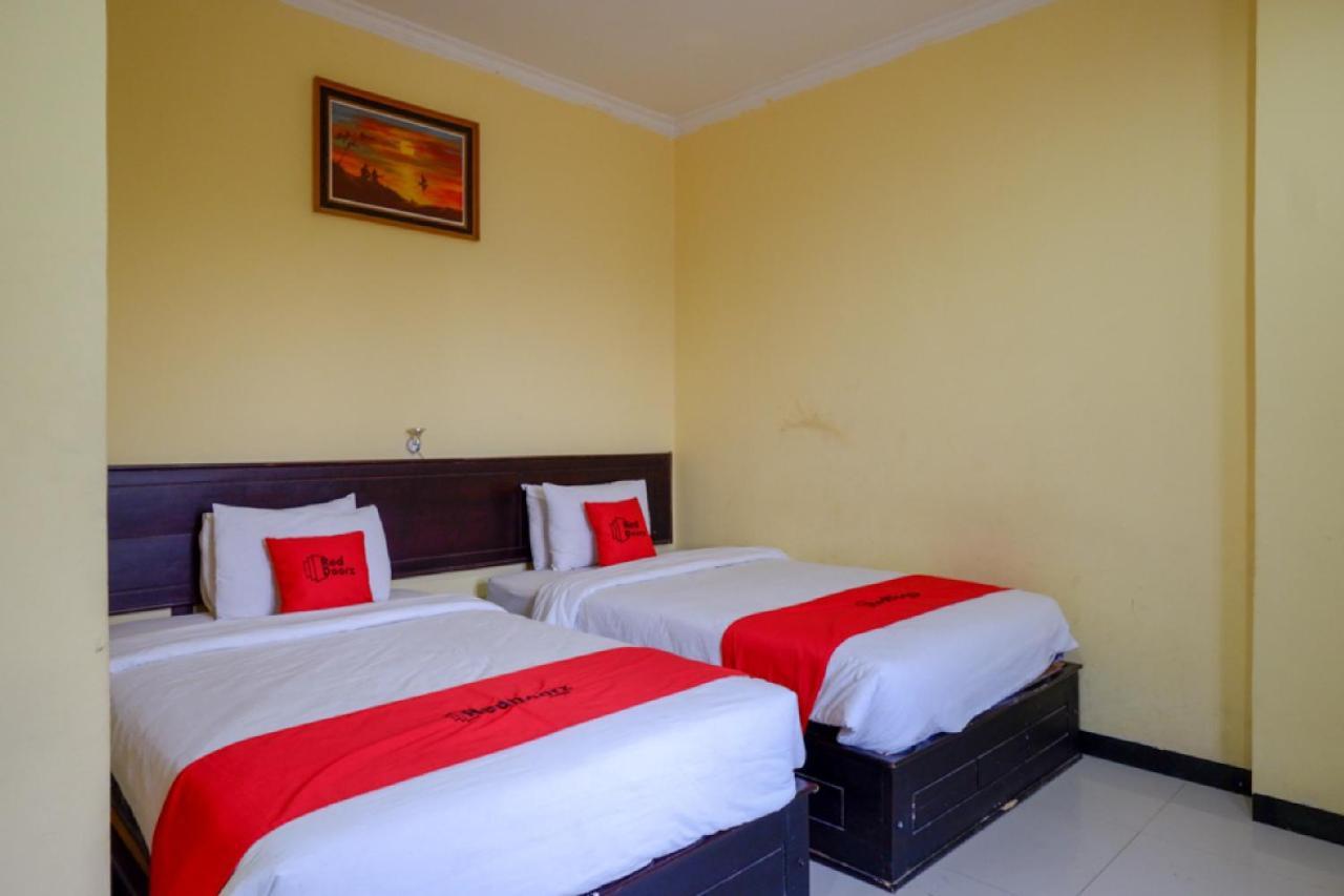 Hotel Reddoorz Near Citraland Waterpark Kendari Lepoleop Zewnętrze zdjęcie